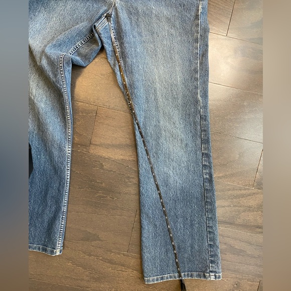 Liz Claiborne boot cut fit stretch jeans size 6 petite - Picture 6 of 7